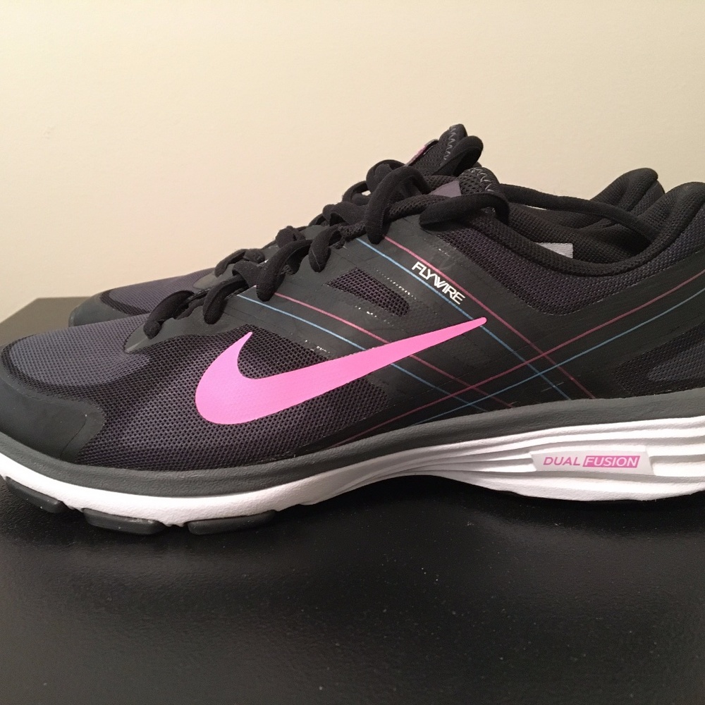 Nike Black Training Sneakers Women's size 8